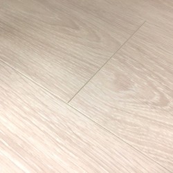 Ламинат "BASIC" ДУБ МАТРА СВЕТЛЫЙ 32кл V4-фаска 8мм (EGGER-РФ)