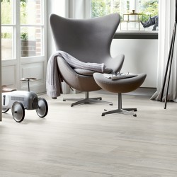 Ламинат "HOME" ДУБ ЭЛВА СЕРЫЙ 32кл V4-Фаска 8мм (EGGER-РФ)