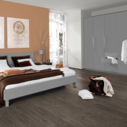 Ламинат "CLASSIC" ДУБ ЧЕЗЕНА ТЕМНЫЙ 33кл V4-фаска 12мм (EGGER-РФ)