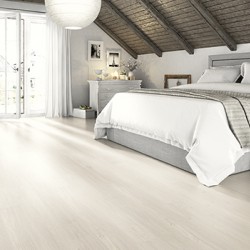 Ламинат "HOME" ДУБ РАВЕНА 33кл V4-Фаска 12мм (EGGER-РФ)