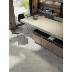 Ламинат "LARGE" ДУБ КЕСТИНКОРТ ПЕПЕЛ 33кл V4-фаска 8мм (EGGER-РФ)