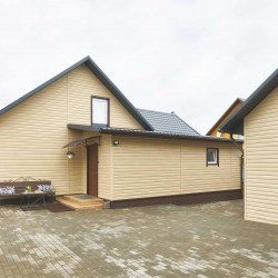 САЙДИНГ БЛОК-ХАУС ЯСЕНЬ ЗОЛОТИСТЫЙ 3050х230мм ТИМБЕР-БЛОК Ю-ПЛАСТ