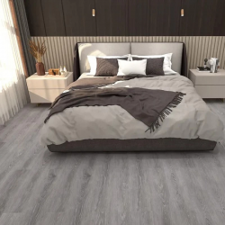 ВИНИЛОВЫЕ ПОЛЫ SPC ДУБ СИЛЬВЕРСАЙД 4.0мм микро-фаска V-4 (RICHFLOOR)